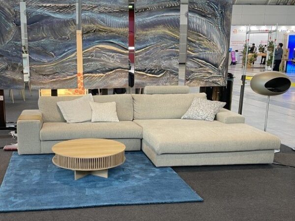 Sofa Local – Bild 2